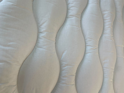 Pilota Vara, umplutura vata 350 g/mp, tesatura bumbac, Waves Alb