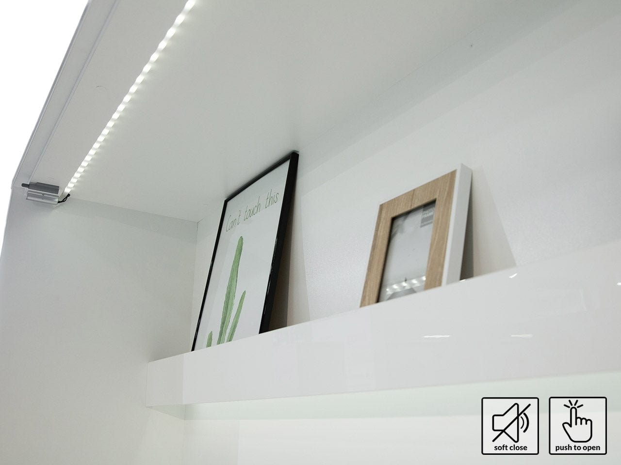 Pat rabatabil pe perete, cu mecanism pneumatic, sistem LED, somiera si 2 dulapuri BC07, Bed Concept Vertical Alb Mat, 200 x 140 cm, l241xA46xH218 cm (10)