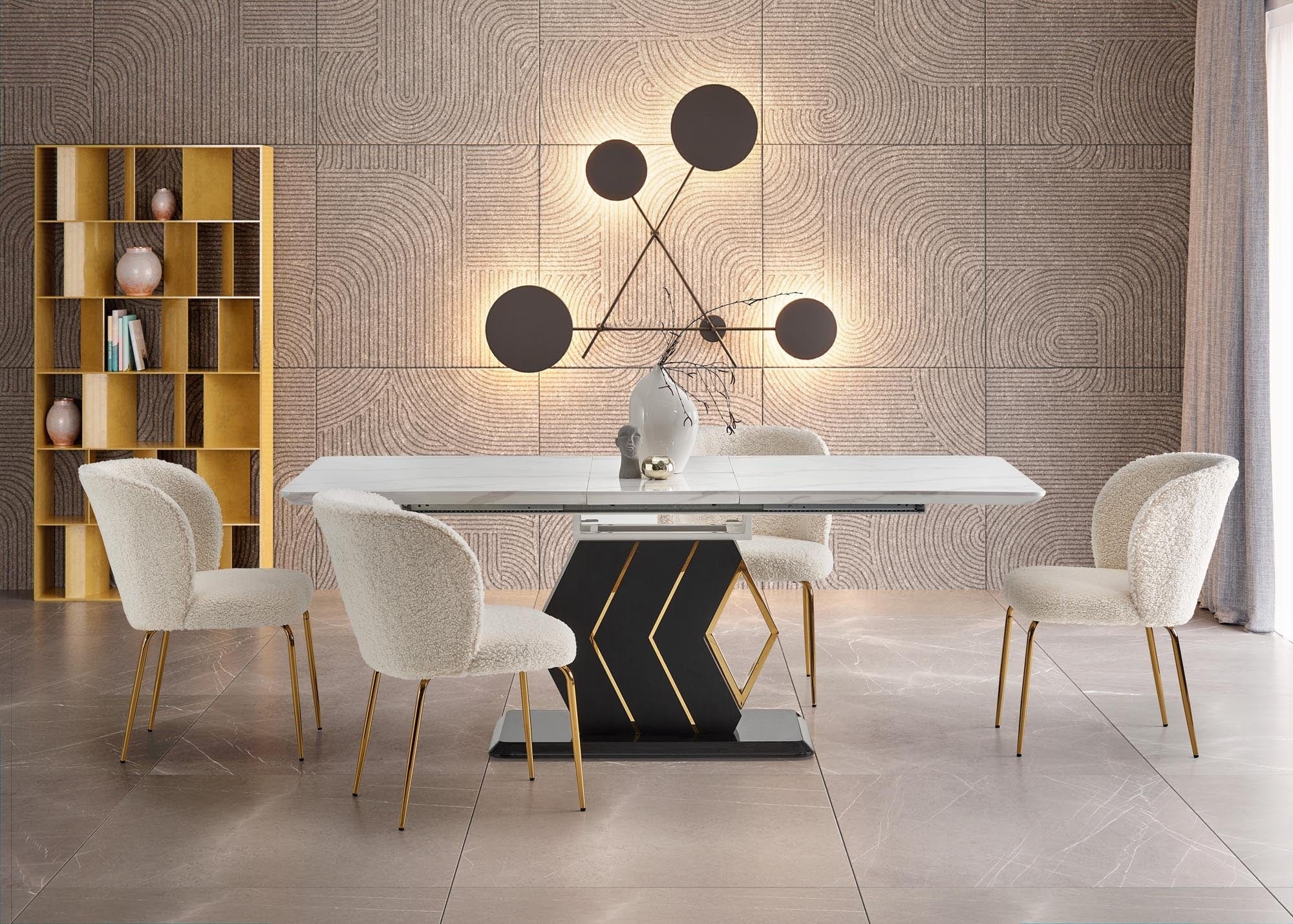 Halmar Scaun tapitat cu stofa si picioare metalice, Kai-474 Crem / Auriu, l54xA64xH80 cm